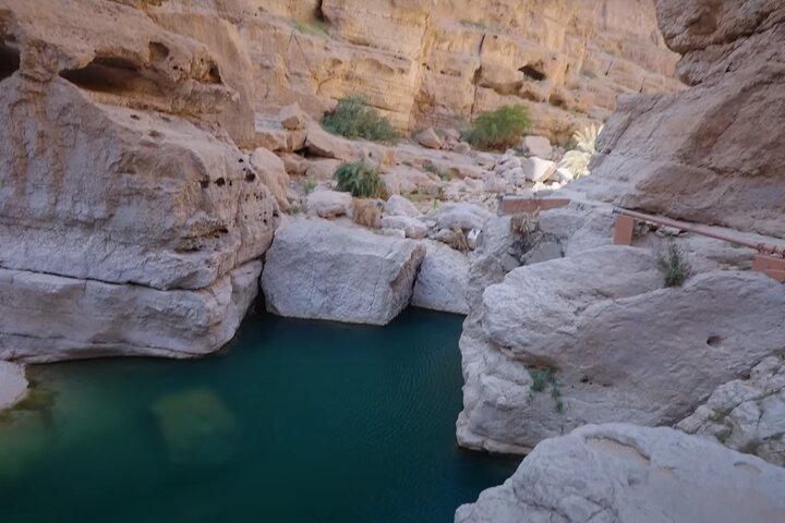 Wadi Shab and Bimmah Sinkhole Private full-day Tour