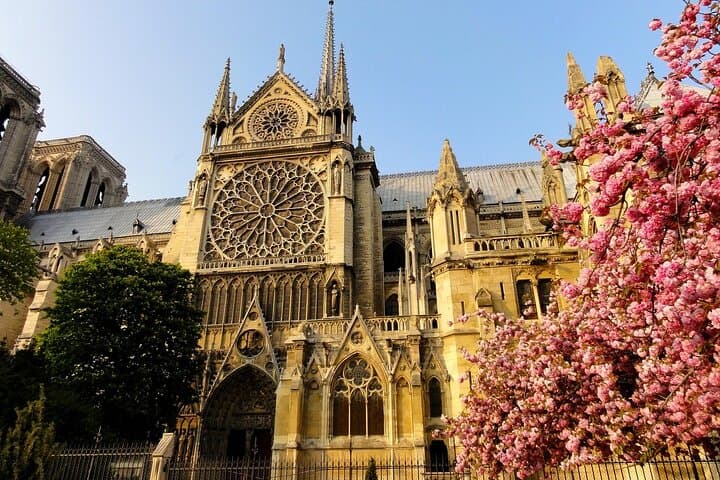 Old Paris Walking Tour: Explore Saint-Germain and Saint-Michel