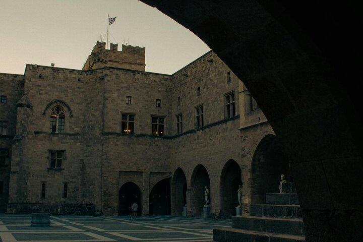 Old Town and Grand Master Palace Tour in Rhodes