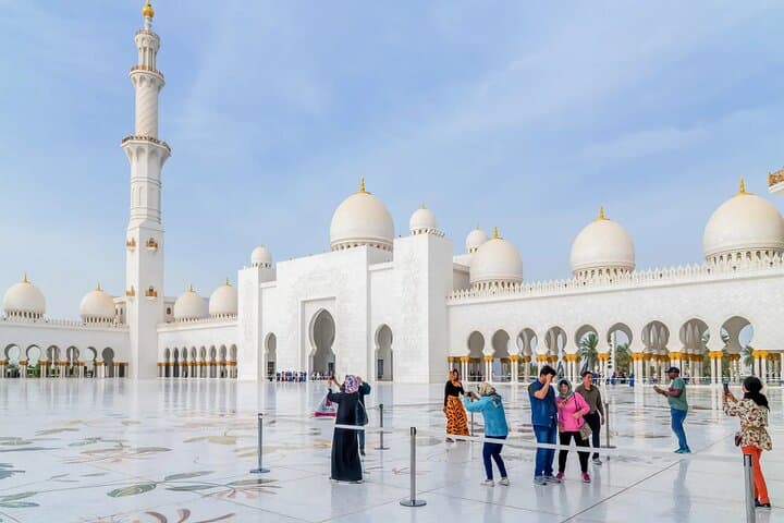 Full Day Private Abu Dhabi City Tour From Dubai | Complete City Tour
