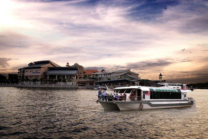 Putrajaya Evening Experience: Illuminated Bridges & Lake Cruise