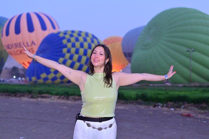 Luxury Sunrise Hot Air Balloon Ride in Luxor with Hotel Pickup