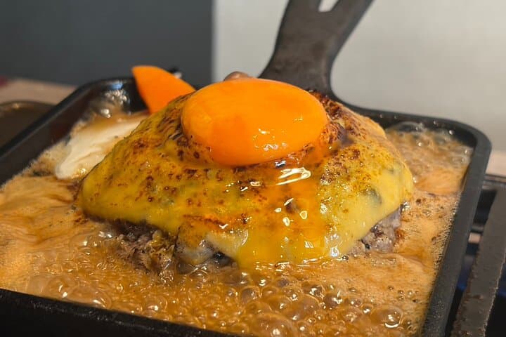 (1 Group Only) Osaka Dotonbori Food Tour Wagyu & Ramen Takoyaki
