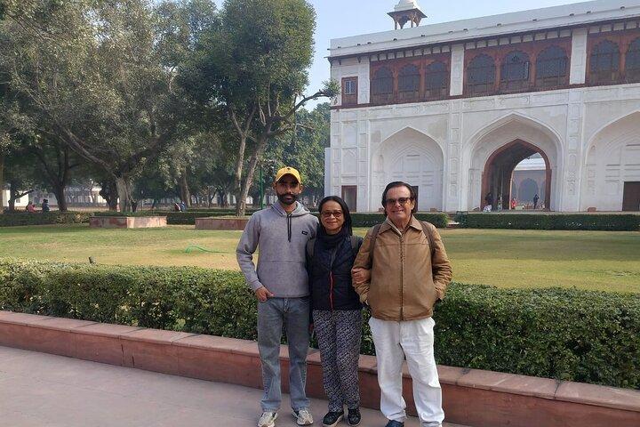Delhi: India Gate, Humayun's Tomb and Qutub Minar Guided Tour