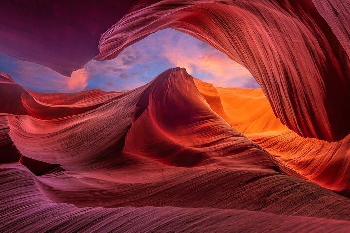 Antelope Canyon & Horseshoe Bend Day Tour from Las Vegas