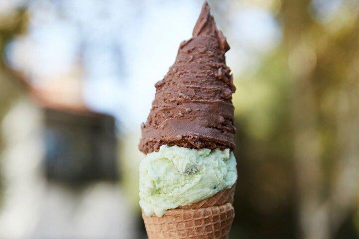 Private tour Argentine Ice Cream Food Walking Tour & Tasting