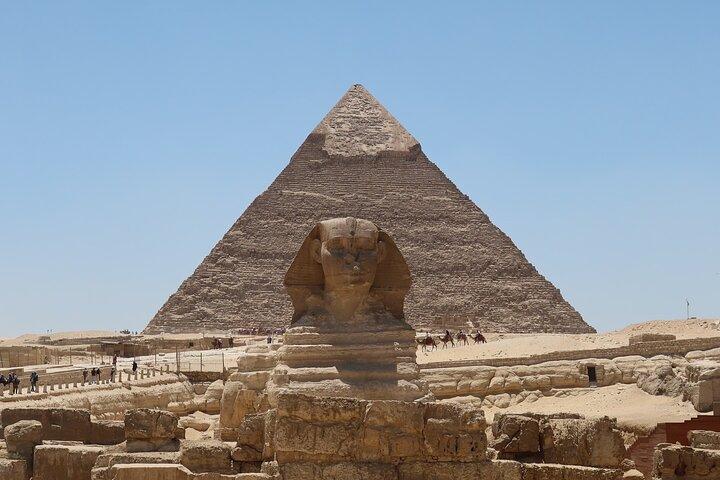 Best of Cairo: Private Pyramids, Sphinx, Saqqara & Memphis Tour