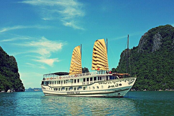 Indochina Cruise 3-day Explore Halong and Lan Ha Bay from Hanoi