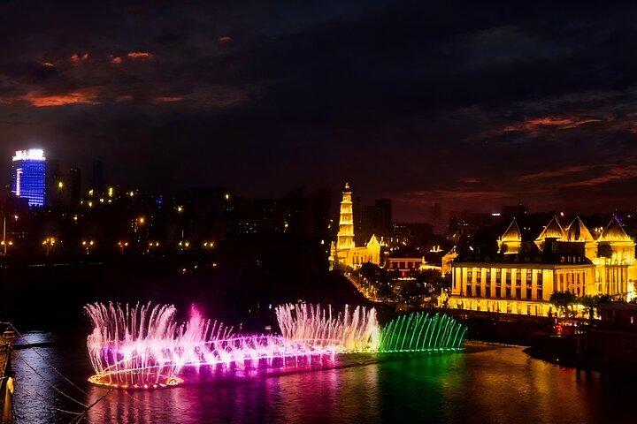 Private Kunming Illuminated Night Tour: Dianchi Lake,1903 Park and Fountain Show