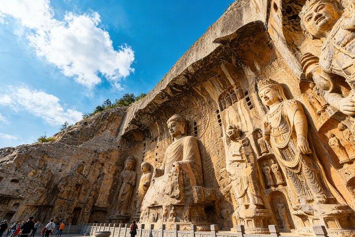 Luoyang Private Transfer to Shaolin Temple and Longmen Grottoes