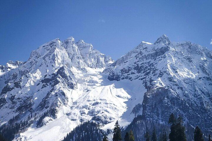 Sonamarg Day Tour to Meadows Glaciers Rivers and Valleys