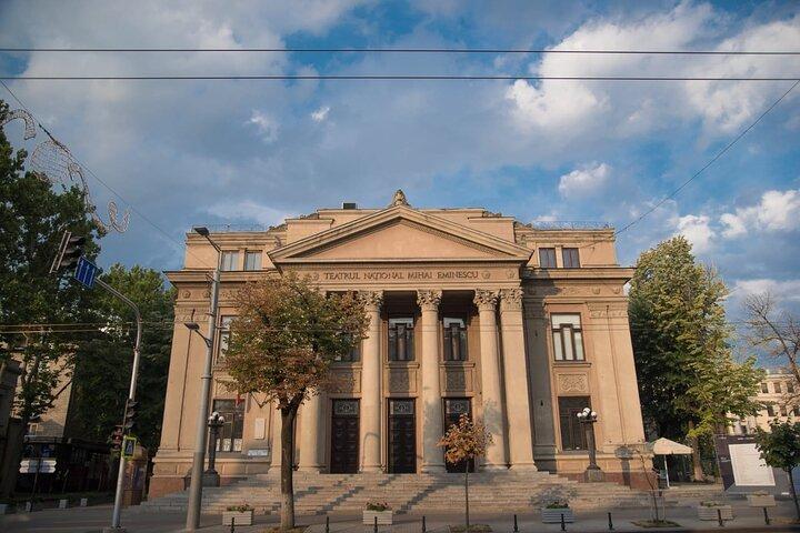 Chisinau Walking City Tour Combined With Local Wine