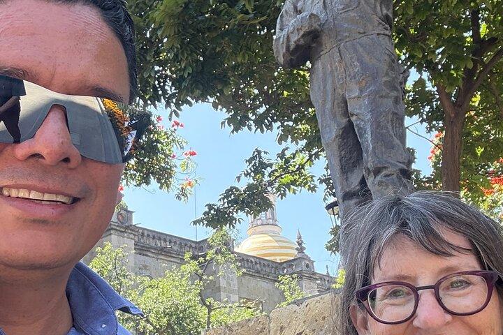 Historic tour in the center and murals of Orozco