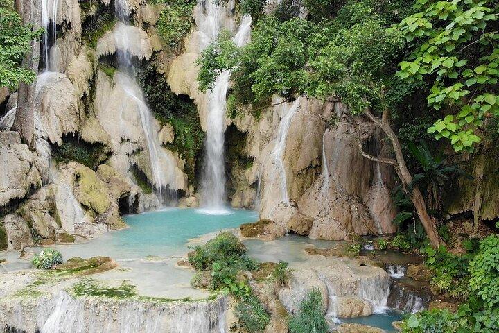 Luang Prabang Premium Cruise to Pak Ou Caves and Kuang Si Falls