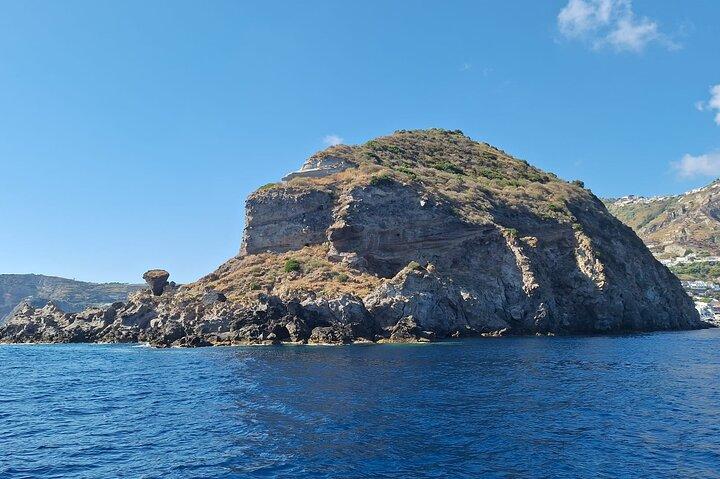 Daily trip to Ischia from Sorrento or Positano - Gozzo 25FT