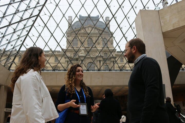 Louvre Private Tour – The Essentials and More with Expert Guide