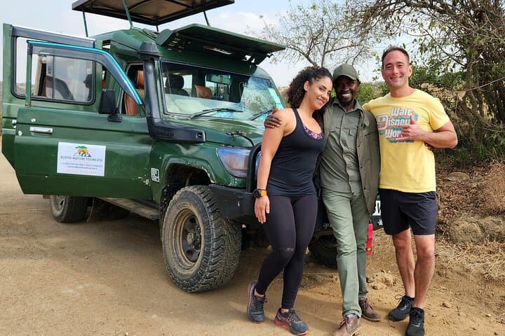 Nairobi's Wild Safari, Elephant Orphanage & Giraffe Centre