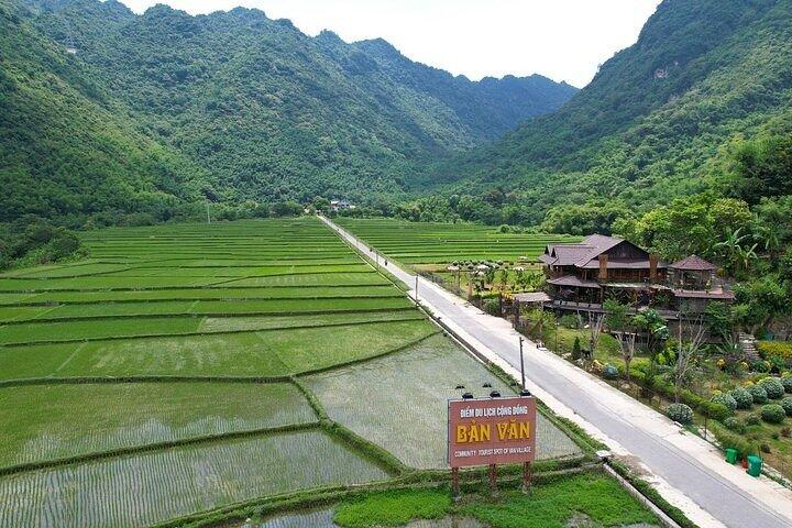 Mai Chau Valley Pu Luong Reserve 3 Days 2 Nights