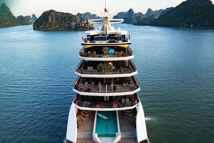 From Hanoi: Diana Luxury Cruise 2 Days 1 Night in Lan Ha Bay