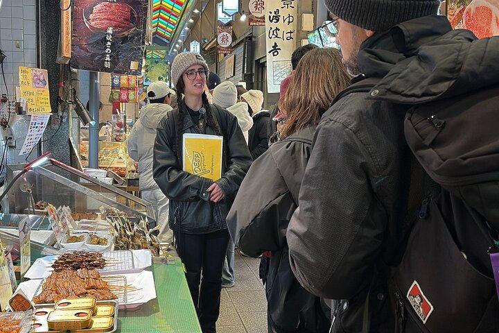 Kyoto: 1.5 Hour Nishiki Market Private Tour with Tastings