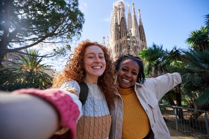Sagrada Familia, Park Guell & Gaudi Tour with no line Tickets