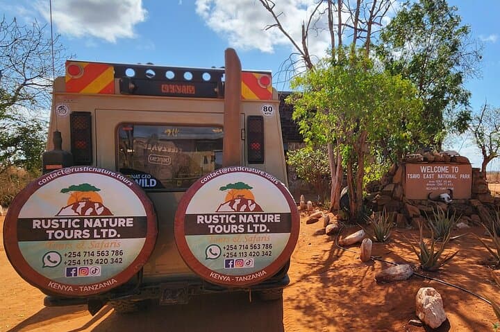 Amboseli, Tsavo West and Tsavo East 6days safari