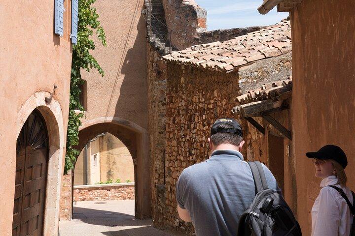 Luberon Market & Villages from Avignon