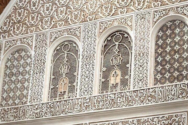 Bahia Palace and Ben Youssef Medrassa half day medina tour