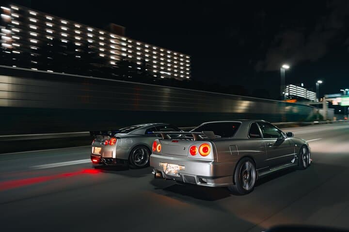 Real Tokyo Runner Club : Daikoku Car Meet Night Tour with JDM Car