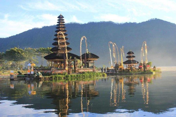 Private tour- UNESCO rice terraces, Ulundanu Beratan, Batukaru, Tanah lot temple