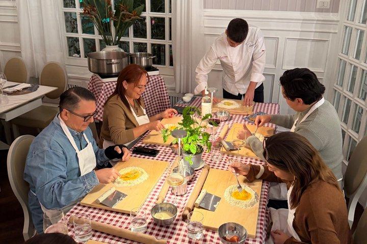 Fettuccine, Ravioli & Tiramisu Cooking Class in Rome