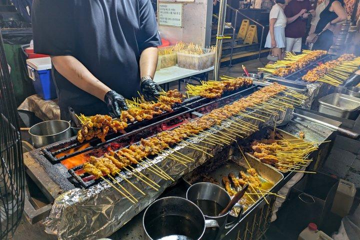 Singapore Food Tour: Eat Like a Local with an Ex-Chef