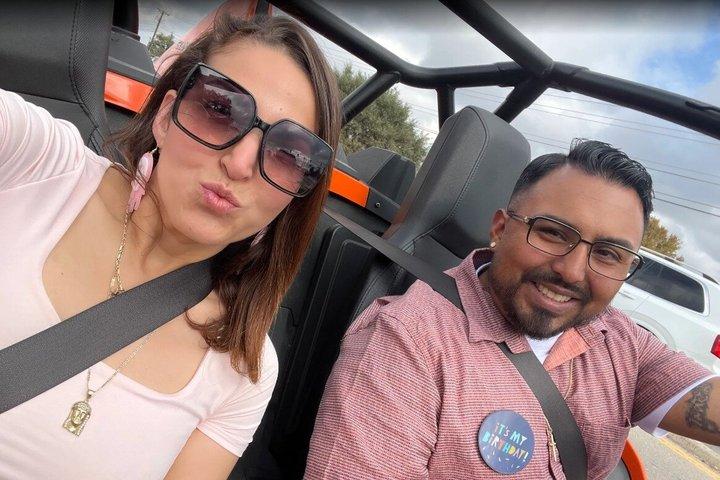 2 HR | Slingshot Gruene and River Road Self-guided Tour