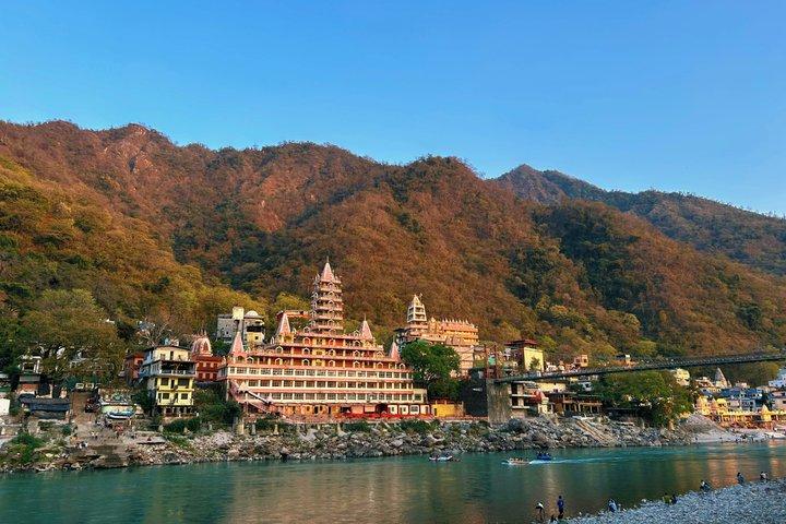 Rishikesh Spiritual Walking Tour with Ganga Aarti Experience