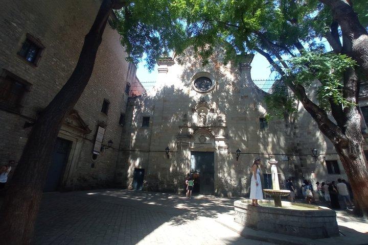 Timeless Barcelona: Roman Ruins, Gothic, Jewish and Born Quarter