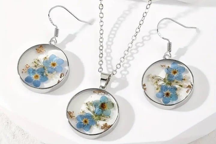 Paris 1e Duo Resin Jewelry Making Workshop