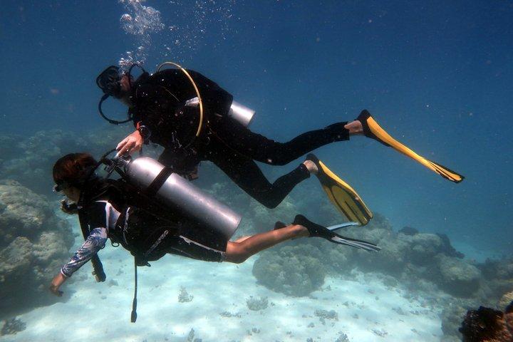 Rangiroa Discover Scuba Diving in French Polynesia