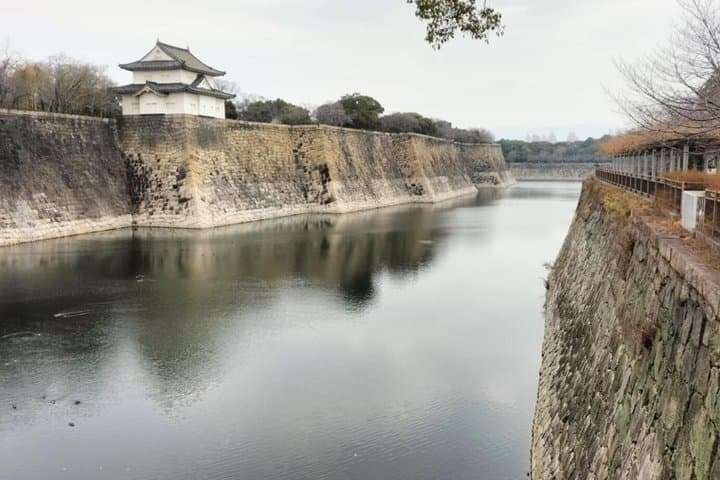 Osaka Castle: Warrior Monks, a Peasant, and a Shogun