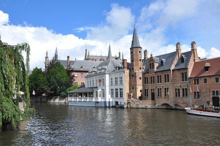 Bruges Walking Tour: Explore Top Sights & Hidden Gems