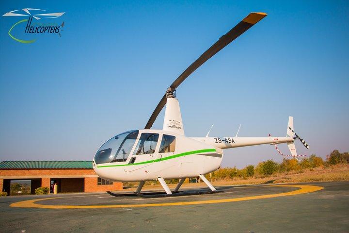 Helicopter Scenic Flight over Victoria Falls 25-27 Minutes Game