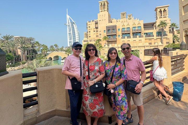Modern Dubai Half-Day Tour: Monorail Ride, Palace & Mosque Visit