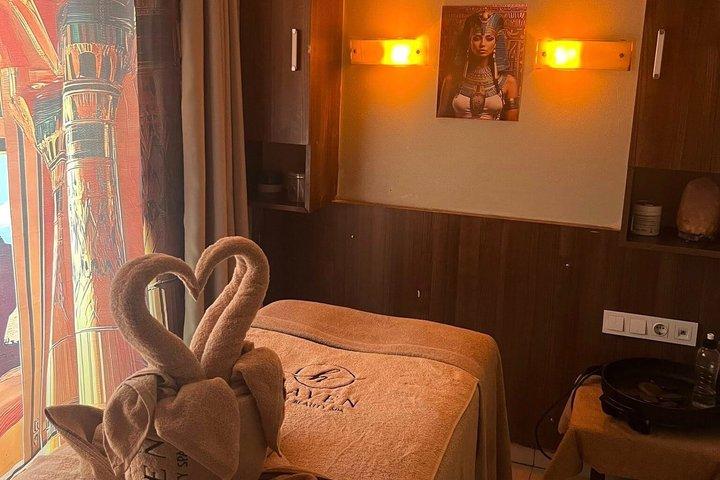 Side Traditional Turkish Bath Hammam Body Scrub and Oil Massage