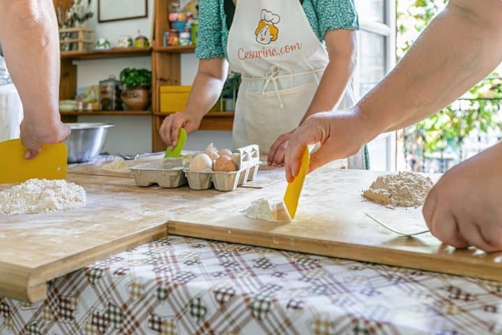Cesarine: Small group Pasta and Tiramisu class in Varenna