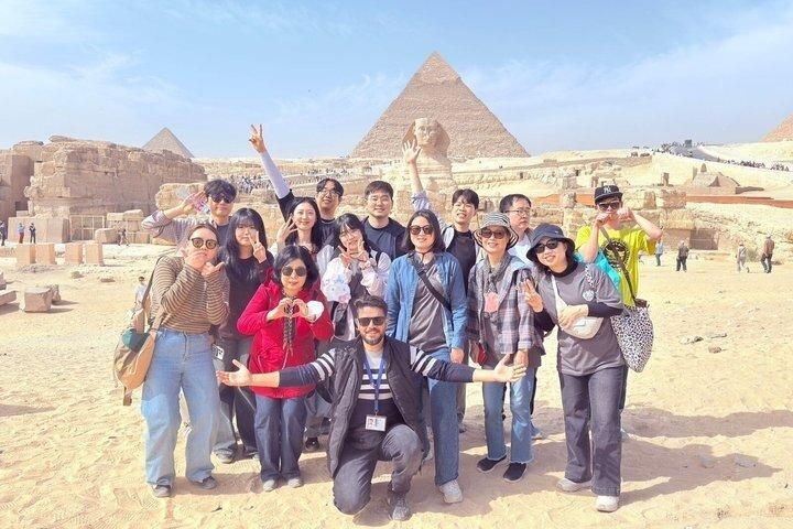 Private Giza Pyramids Tour & Nile Felucca Adventure