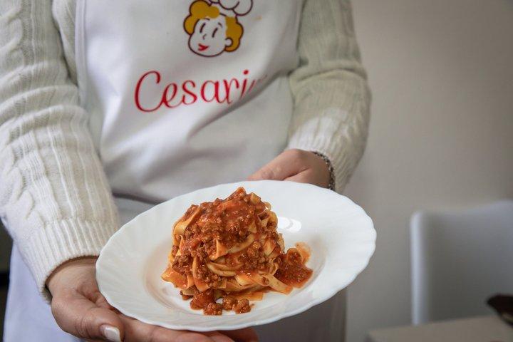 Lecco: Dining Experience & Show Cooking at a local's Home