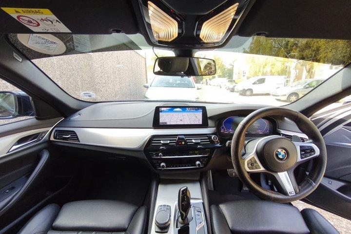 Gatwick Airport Private Chauffeur Transfer - Executive Luxury