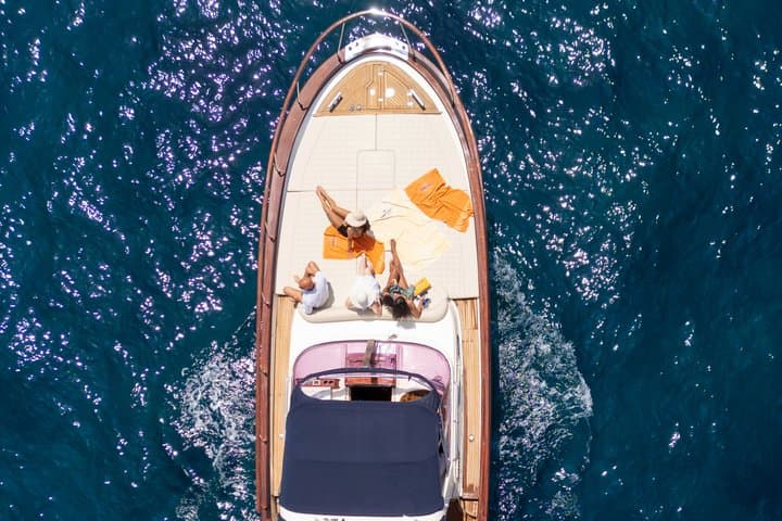 Private excursion to the island of Ischia on Gozzo Fratelli Aprea 32
