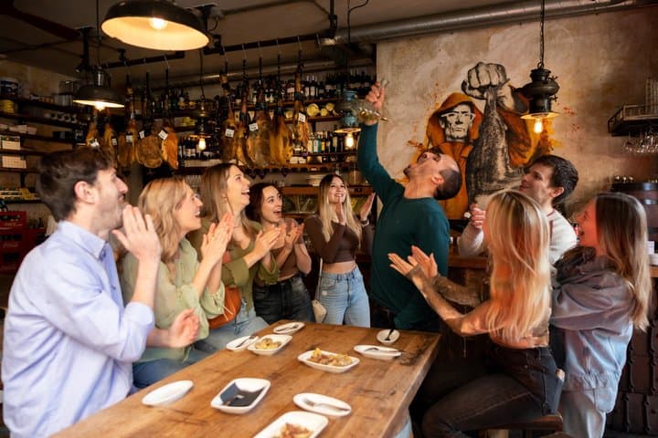 Barcelona Side Streets Tapas Food & Wine Tour with Eating Europe
