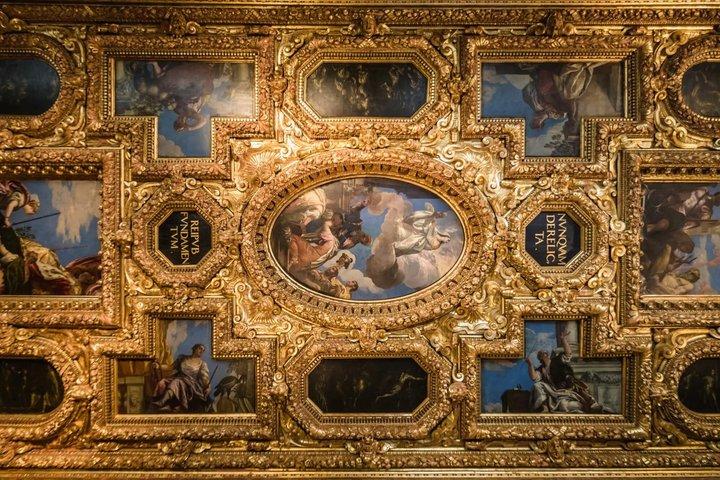 Doge's Palace: Priority Entrance (Exclusive Refundable Ticket)
