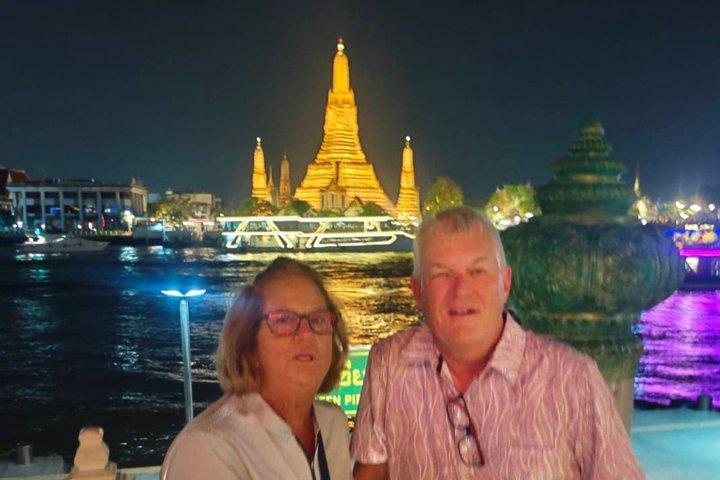 Bangkok Night Tuk Tuk Tour : Street Food,Hidden Gems&Hotel Pickup